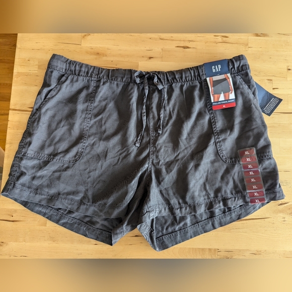 Bundle of gap and nautica XL/XXL shorts - Picture 2 of 13